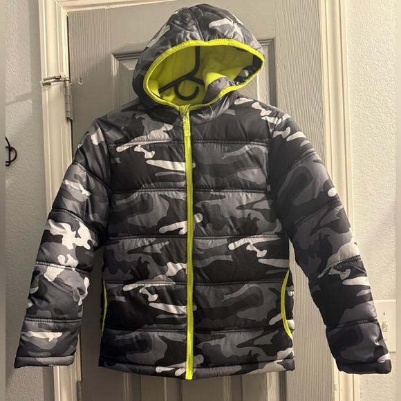 Boys Faded Glory hooded camo puffer bubble coat jacket EUC Size Large 10-12 - Picture 1 of 9